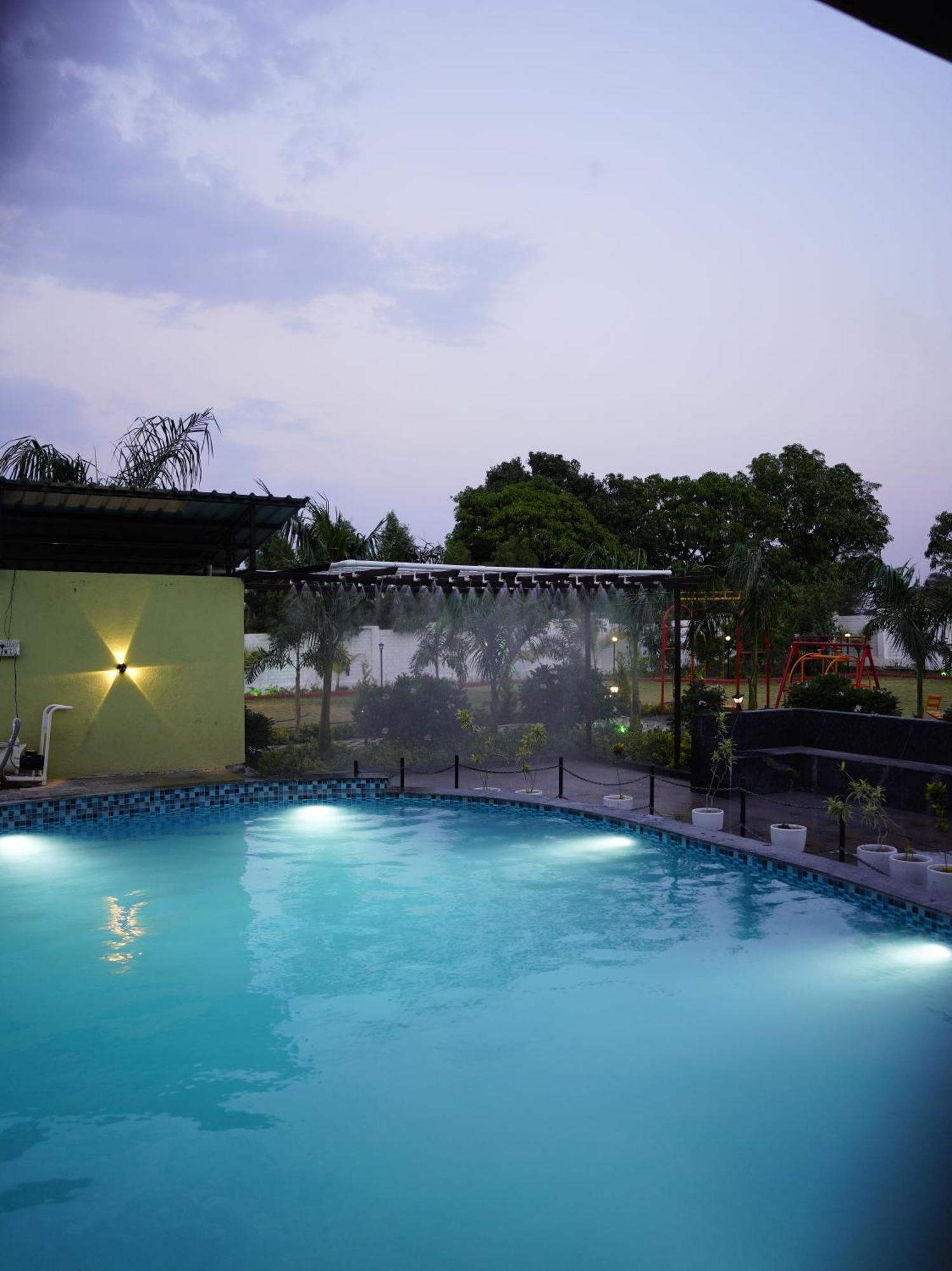 Fun O Farm Luxury Farm Villa Indore Exterior foto